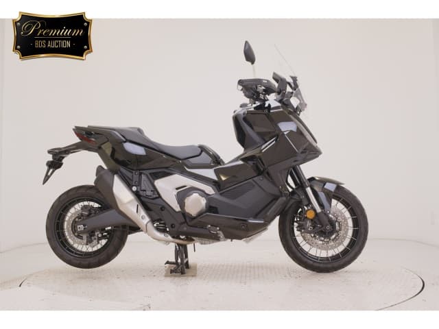 Honda X-ADV750-2