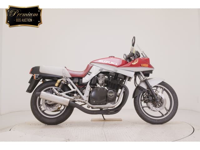 Suzuki GSX1100S KATANA