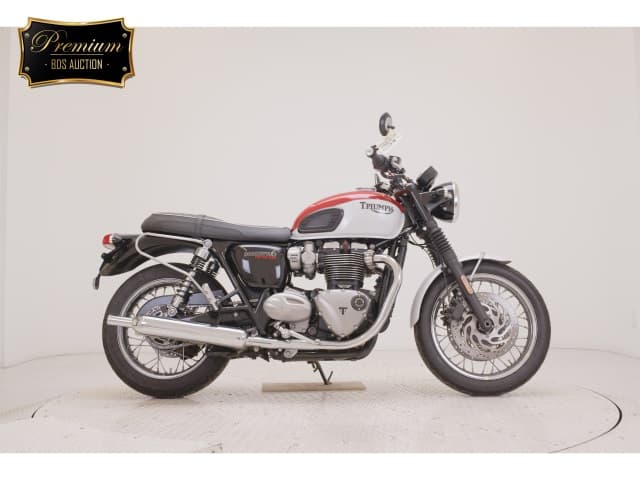 Imported TRIUMPH BONNEVILLE T120