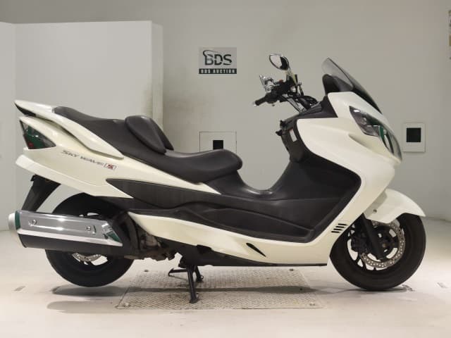 Suzuki SKYWAVE250S-3