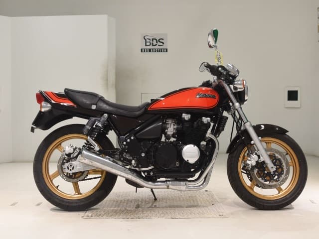 Kawasaki ZEPHYR400-2