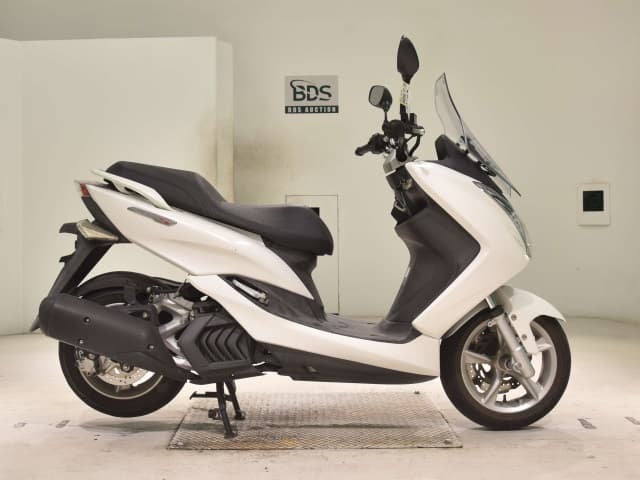 Yamaha MAJESTY155S