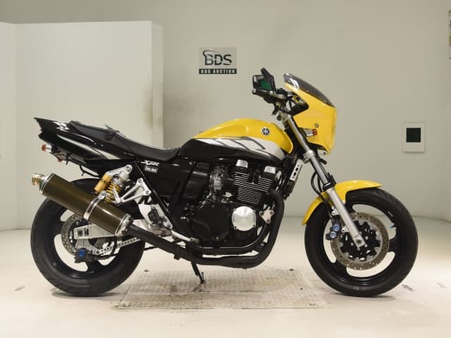 Yamaha XJR400R-3