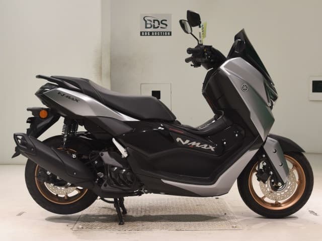 Yamaha NMAX155-3