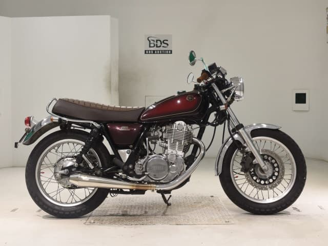 Yamaha SR400-3