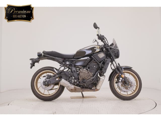 Yamaha XSR700-2