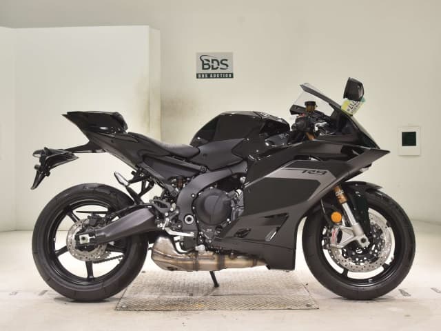 Yamaha YZF-R9