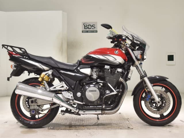 Yamaha XJR1300