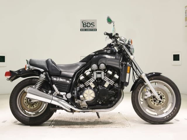 Yamaha V-MAX