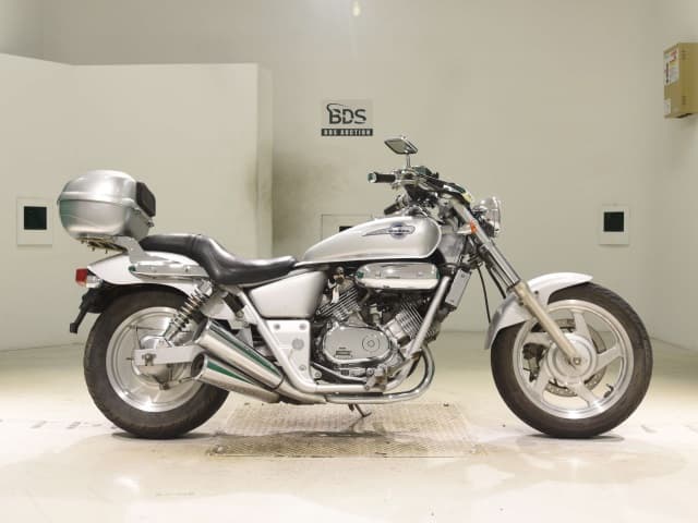 Honda MAGNA250