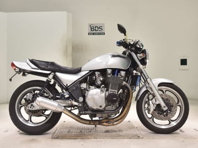 Kawasaki ZEPHYR1100