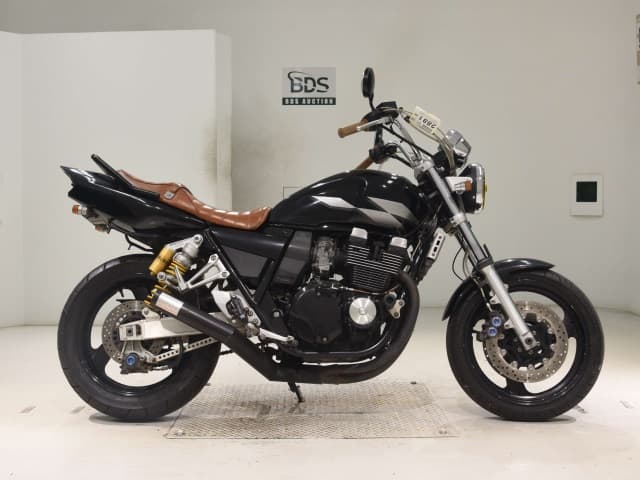 Yamaha XJR400R-3