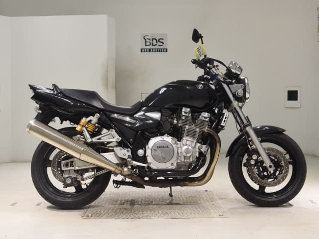 Yamaha XJR1300-2