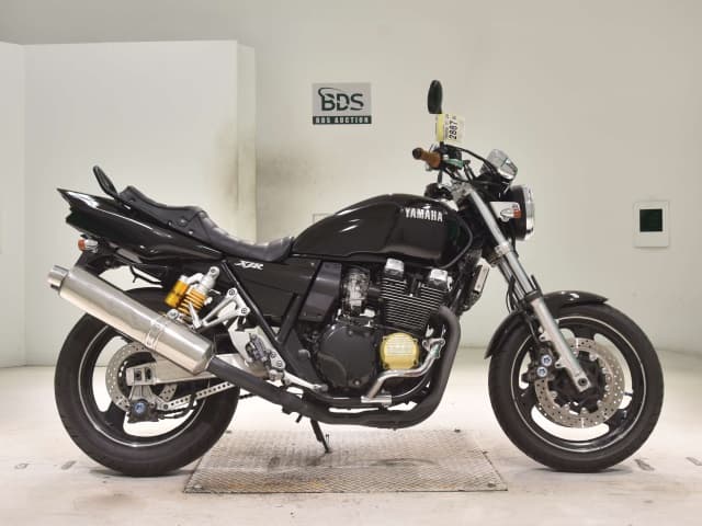 Yamaha XJR400R-3
