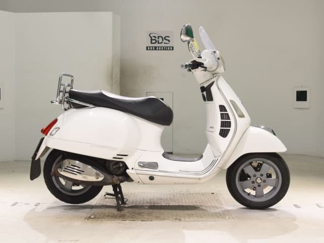 Imported VESPA GTS250IE