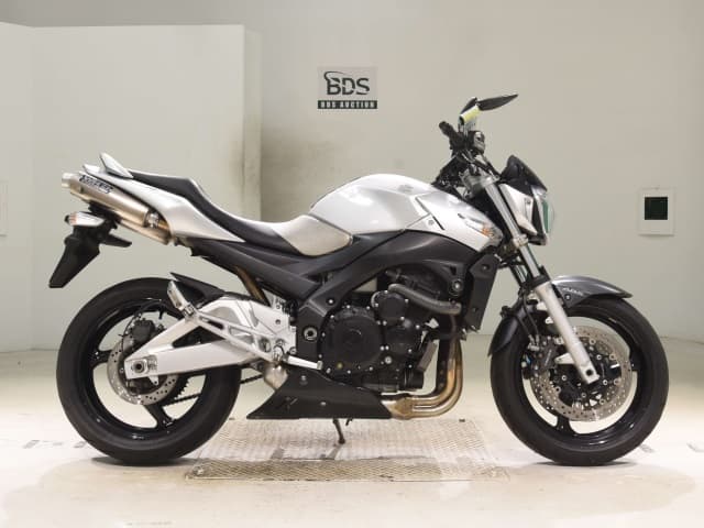Suzuki GSR400A