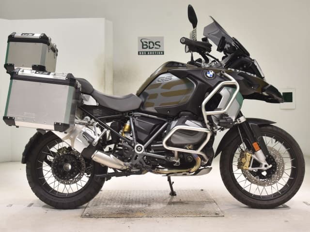 Imported BMWR1250GS ADVENTURE