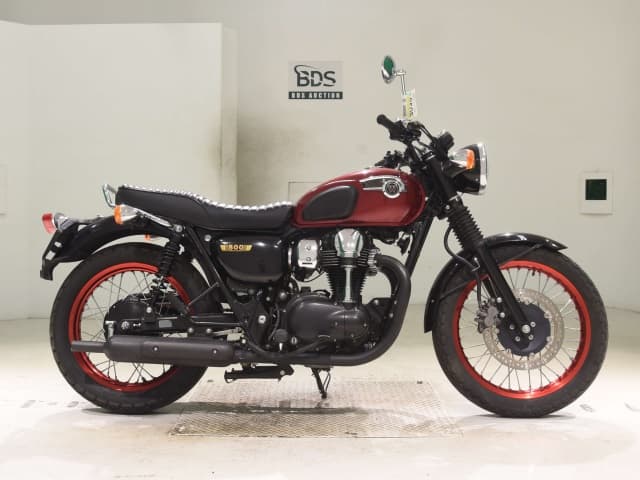 Kawasaki W800