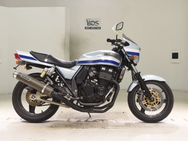 Kawasaki ZRX400