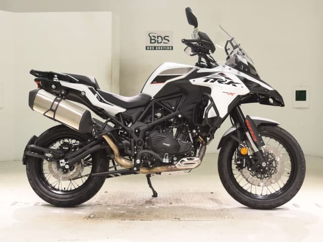 Imported BENELLI TRK502X
