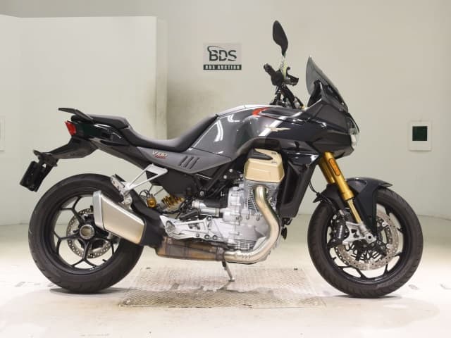 Imported MOTO GUZZI V100ﾏﾝﾃﾞｯﾛS