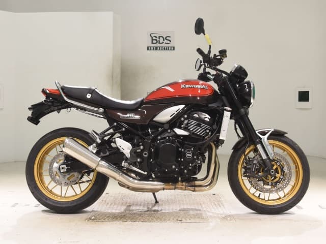 Kawasaki Z900RS