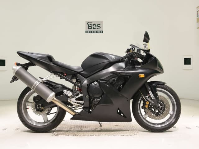 Yamaha YZF-R1
