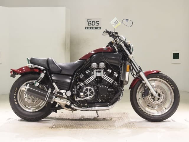 Yamaha V-MAX