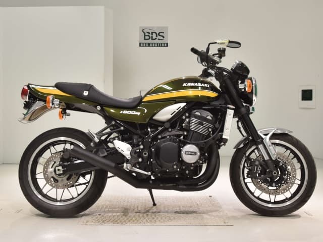 Kawasaki Z900RS