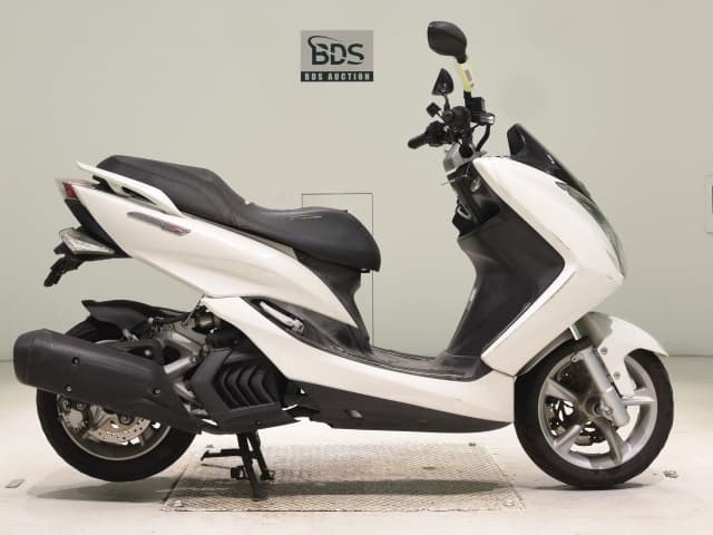 Yamaha MAJESTY155S
