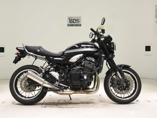 Kawasaki Z900RS