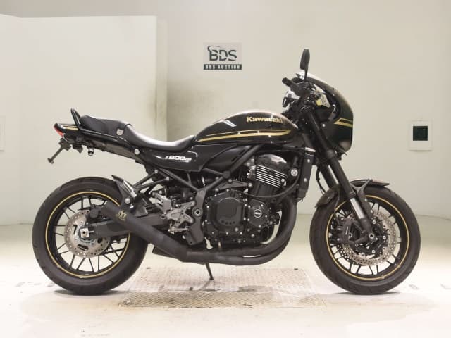 Kawasaki Z900RS CAFE
