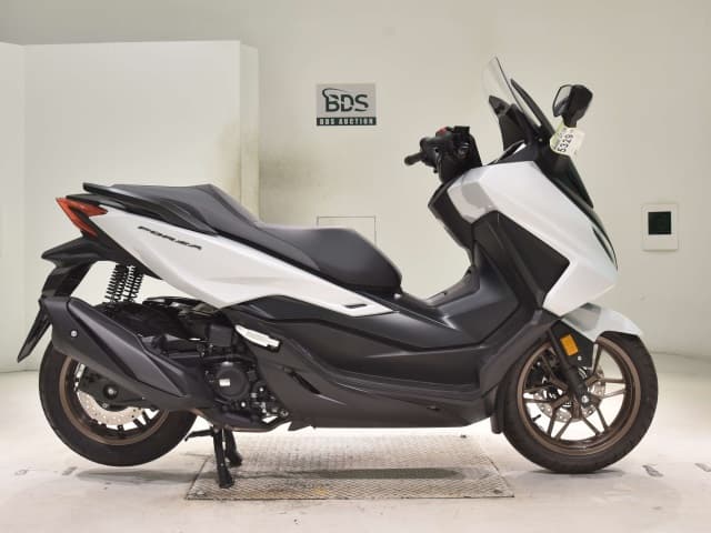 Honda FORZA-6