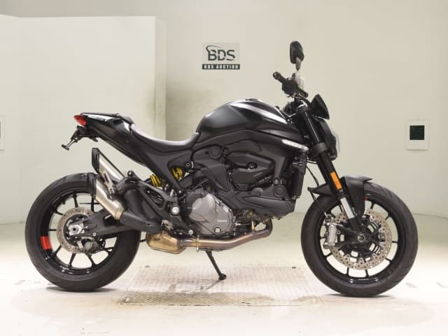 Imported DUCATI M937
