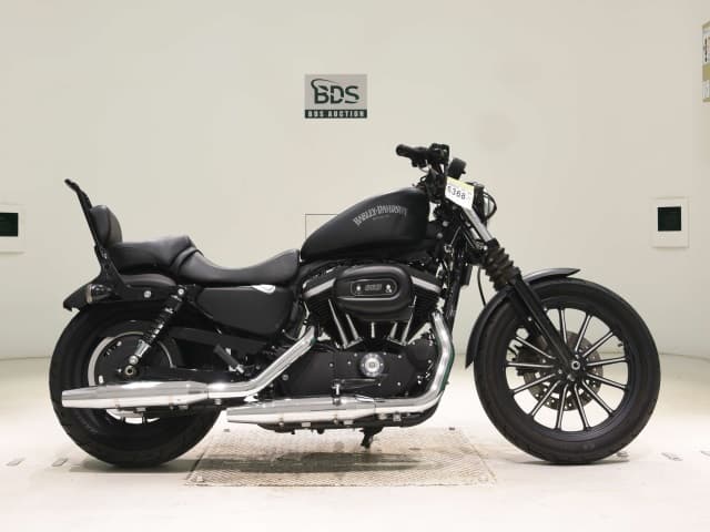 Imported HD. XL883N