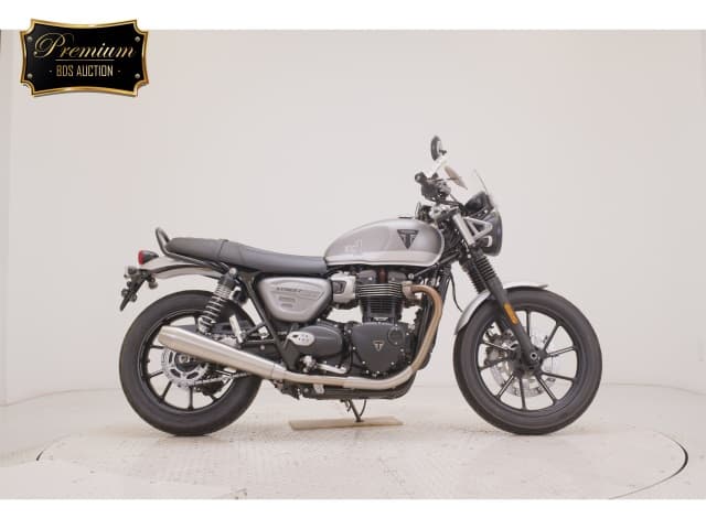 Imported TRIUMPH ｽﾄﾘ-ﾄﾂｲﾝ