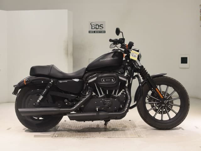 Imported HD. XL883N