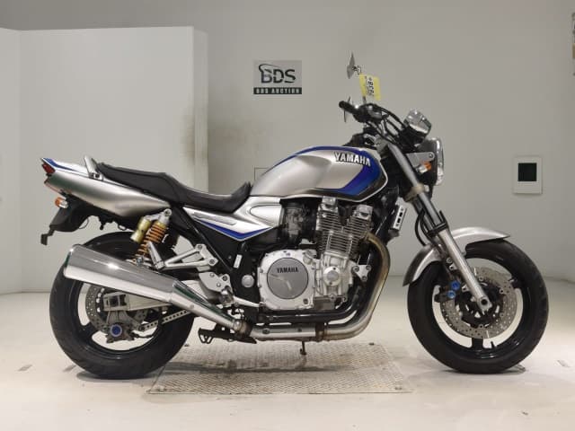 Yamaha XJR1300
