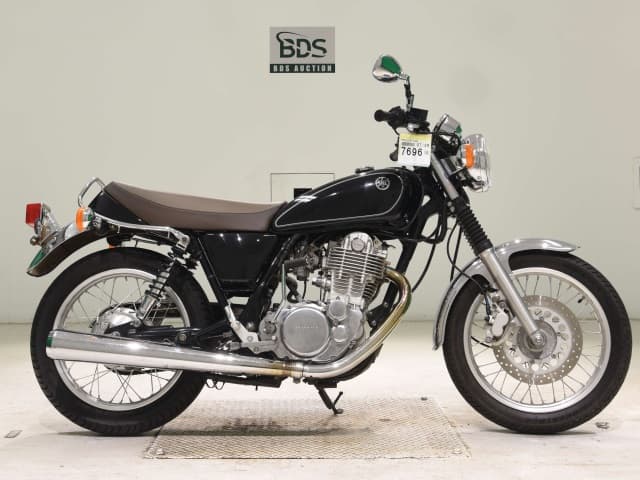 Yamaha SR400-3