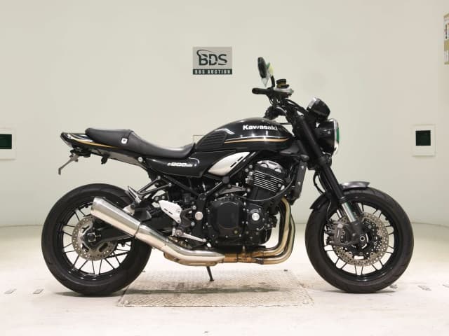 Kawasaki Z900RS