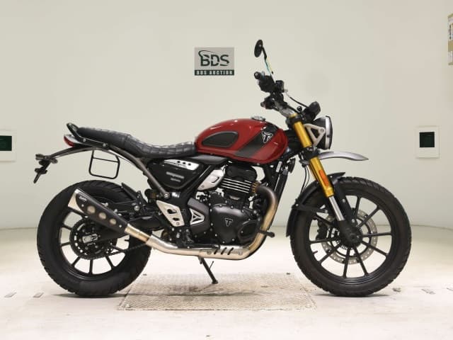 Imported TRIUMPH SCRAMBLER400X