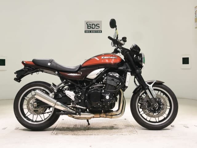 Kawasaki Z900RS