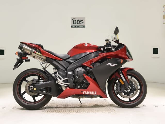 Yamaha YZF-R1