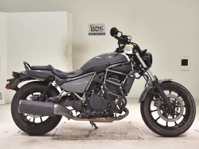 Kawasaki ELIMINATOR400-3