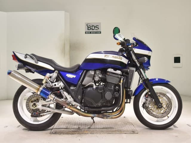 Kawasaki ZRX1100