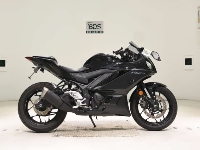 Yamaha YZF-R25A