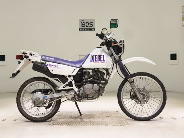 Suzuki DJEBEL125