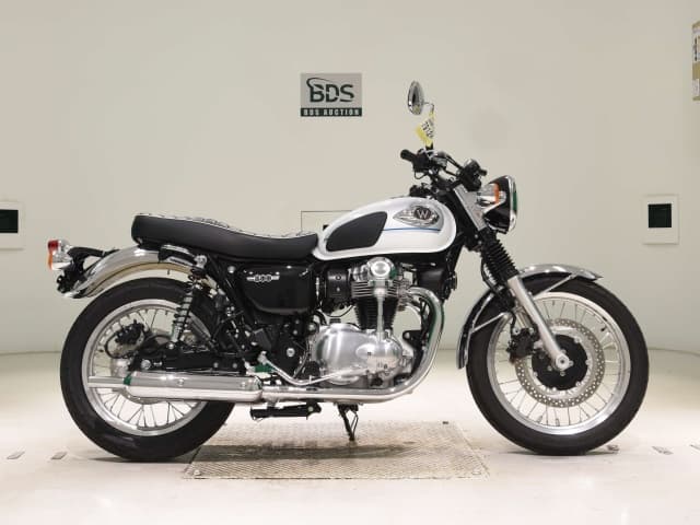 Kawasaki W800-2