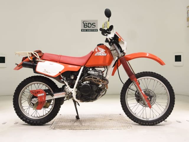 Honda XLR250R-3