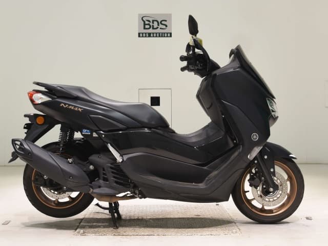 Yamaha NMAX-2